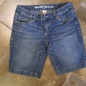 Mossimo shorts size 7
